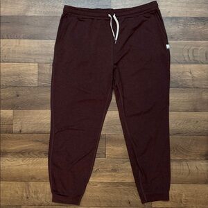 Vuori Size XXL Performance Joggers Reddish Brown Soft Comfortable Casual Fitness